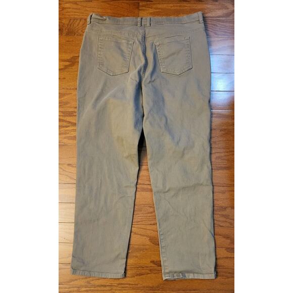 Gloria Vanderbilt Jeans Women's Size 18 Waist 38" Tan Amanda Tapered Leg - Picture 2 of 9